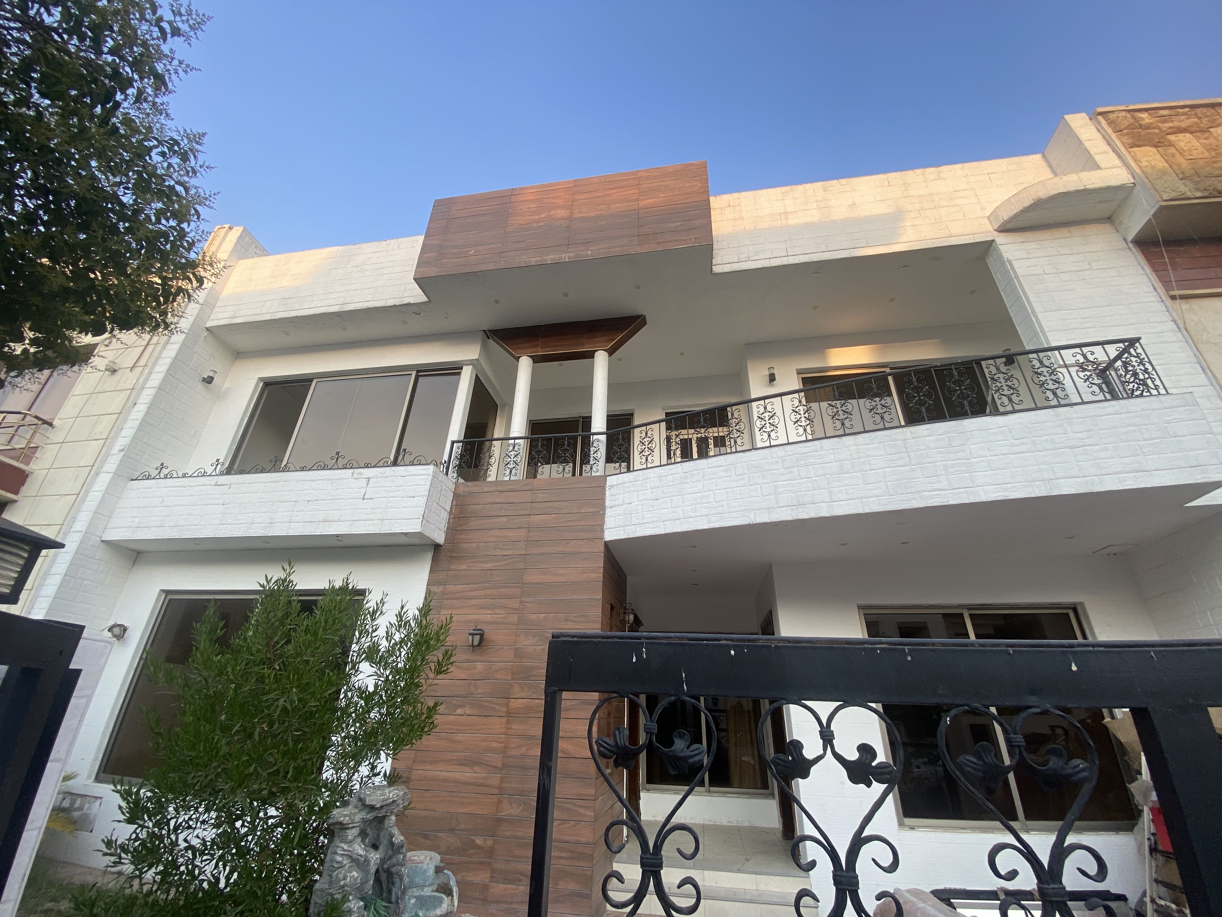 Villa for rent in Dream City